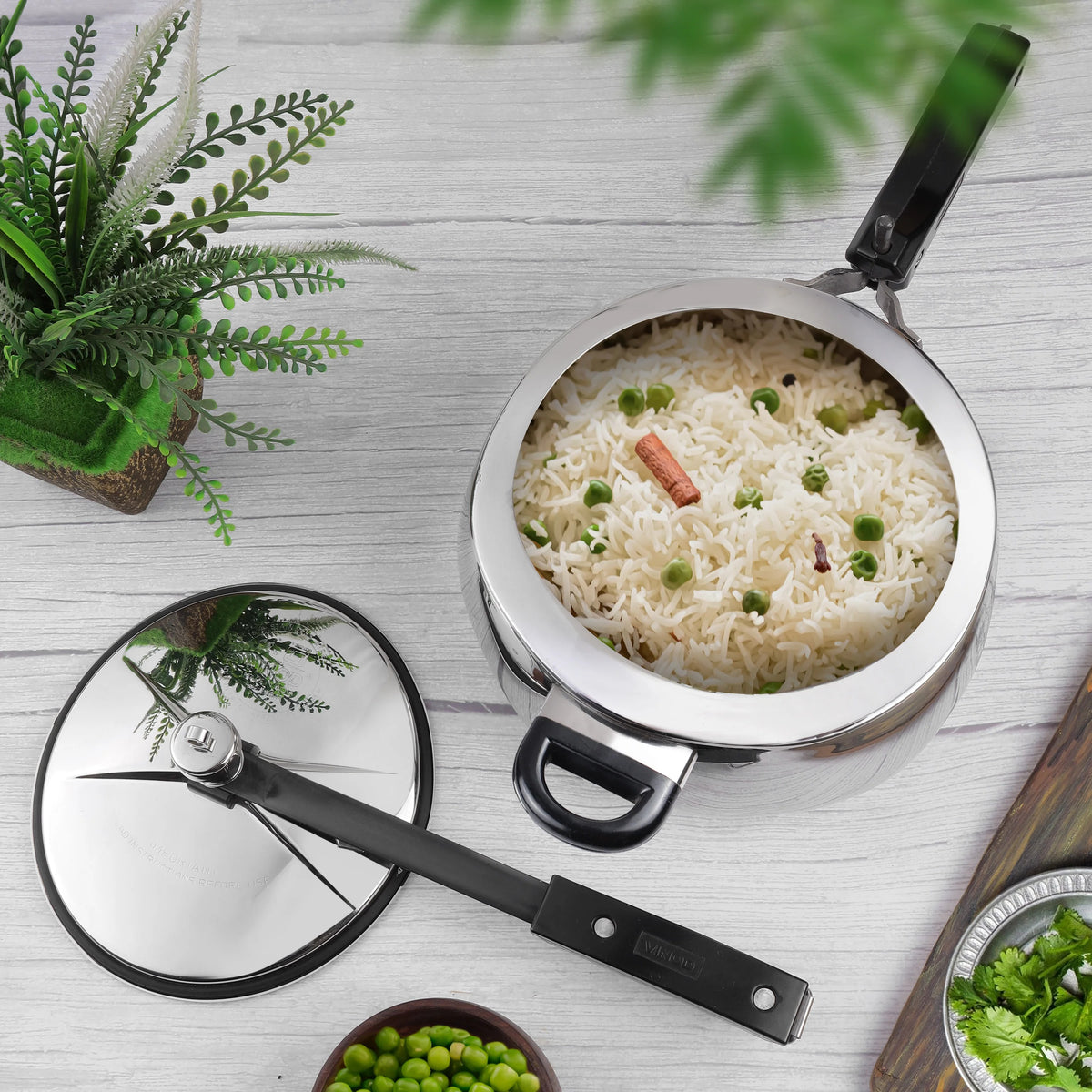 Vinod Europa Stainless Steel Handi Shape Inner Lid Pressure Cooker, Induction Friendly (5 L)