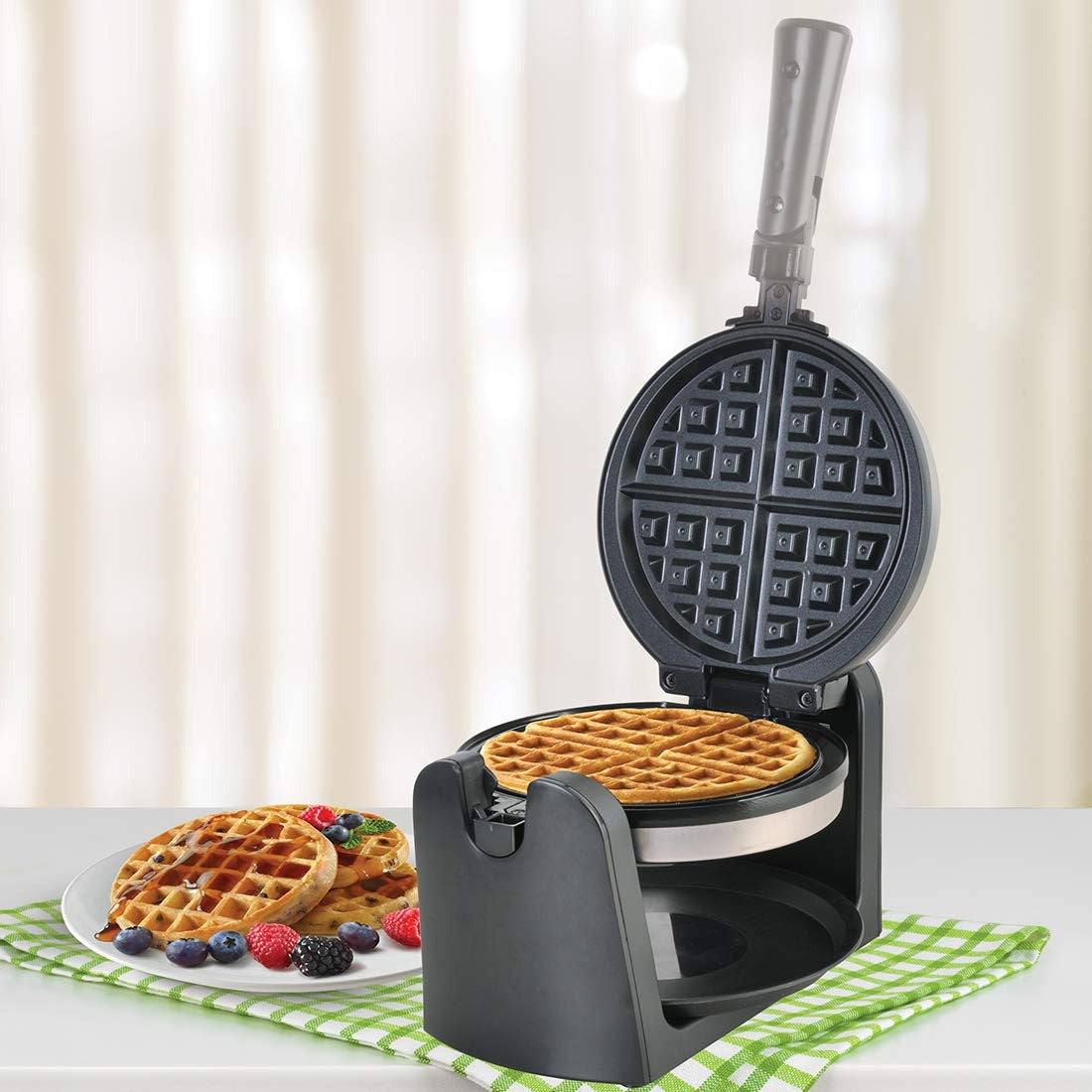 Wonderchef Belgian Waffle Maker (Black & Steel, 1000W)