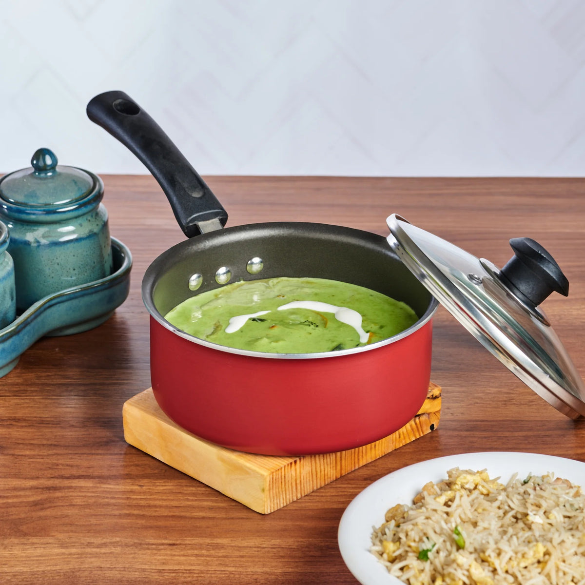 Vinod Zest Non-Stick Saucepan with Glass Lid, Induction Friendly (1.6 L)