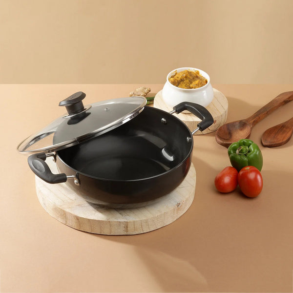Vinod Hard Anodised Deep Kadai with Glass Lid (18 cm)